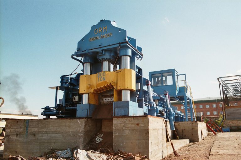 Frontansicht Oberländer Guillotine-Schere